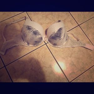 ❌TRADE❌Victoria Secret bra
